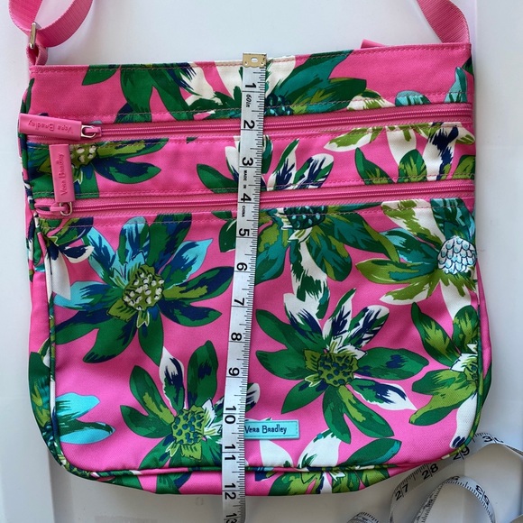 Vera Bradley Crossbody Hot Pink Floral Bag - Picture 6 of 9